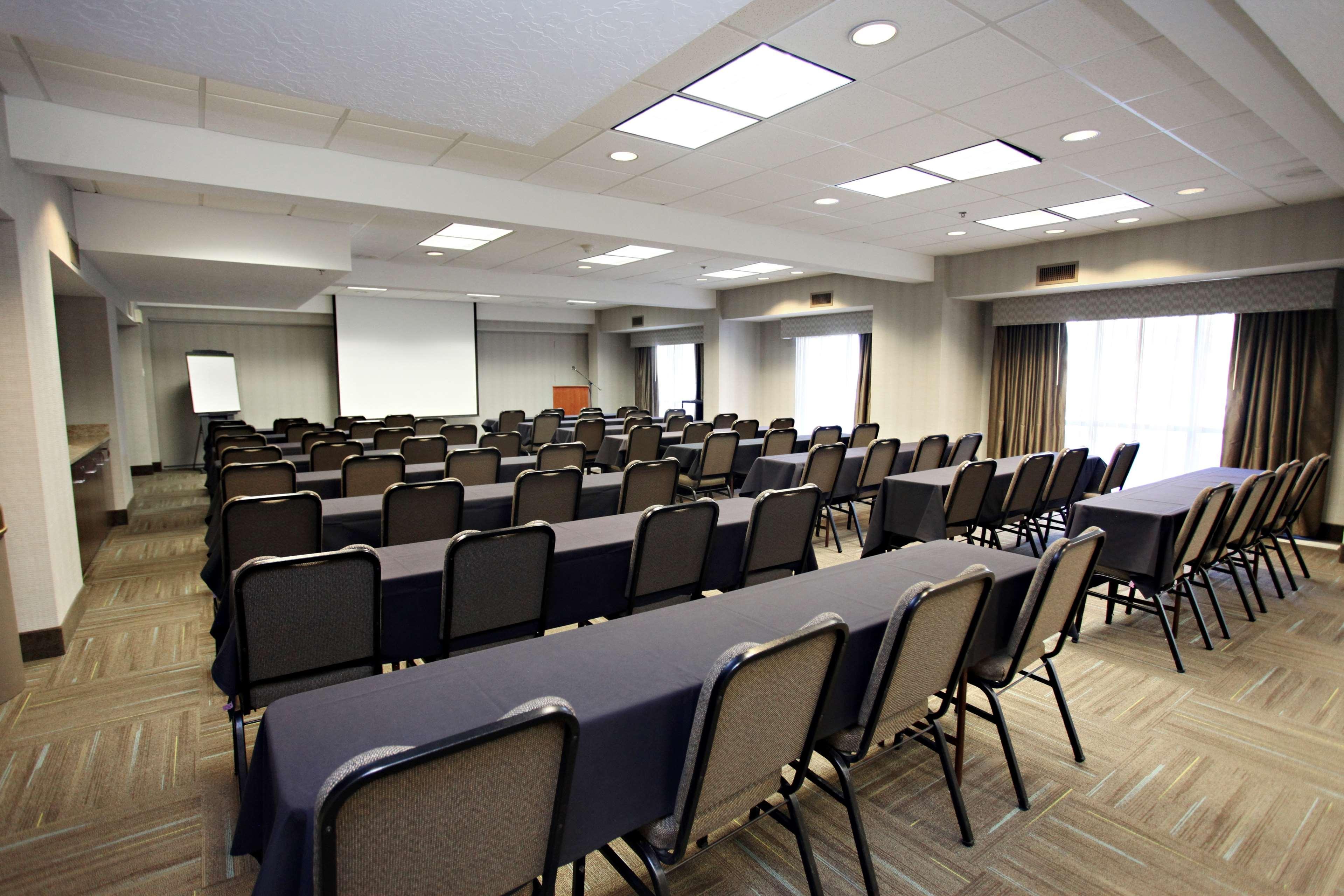 Best Western Plus Cotton Tree Inn Sandy Exterior photo
