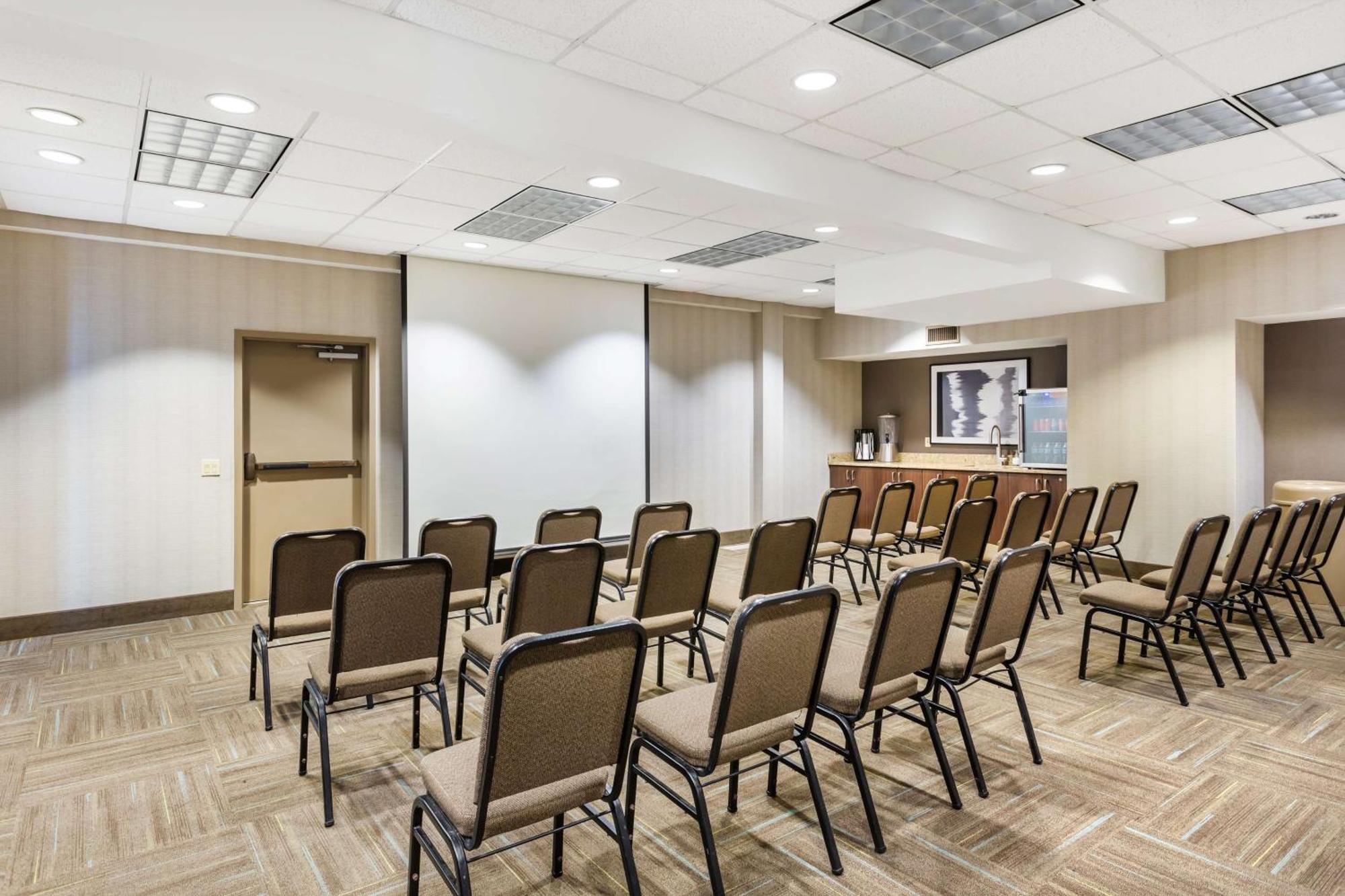 Best Western Plus Cotton Tree Inn Sandy Exterior photo