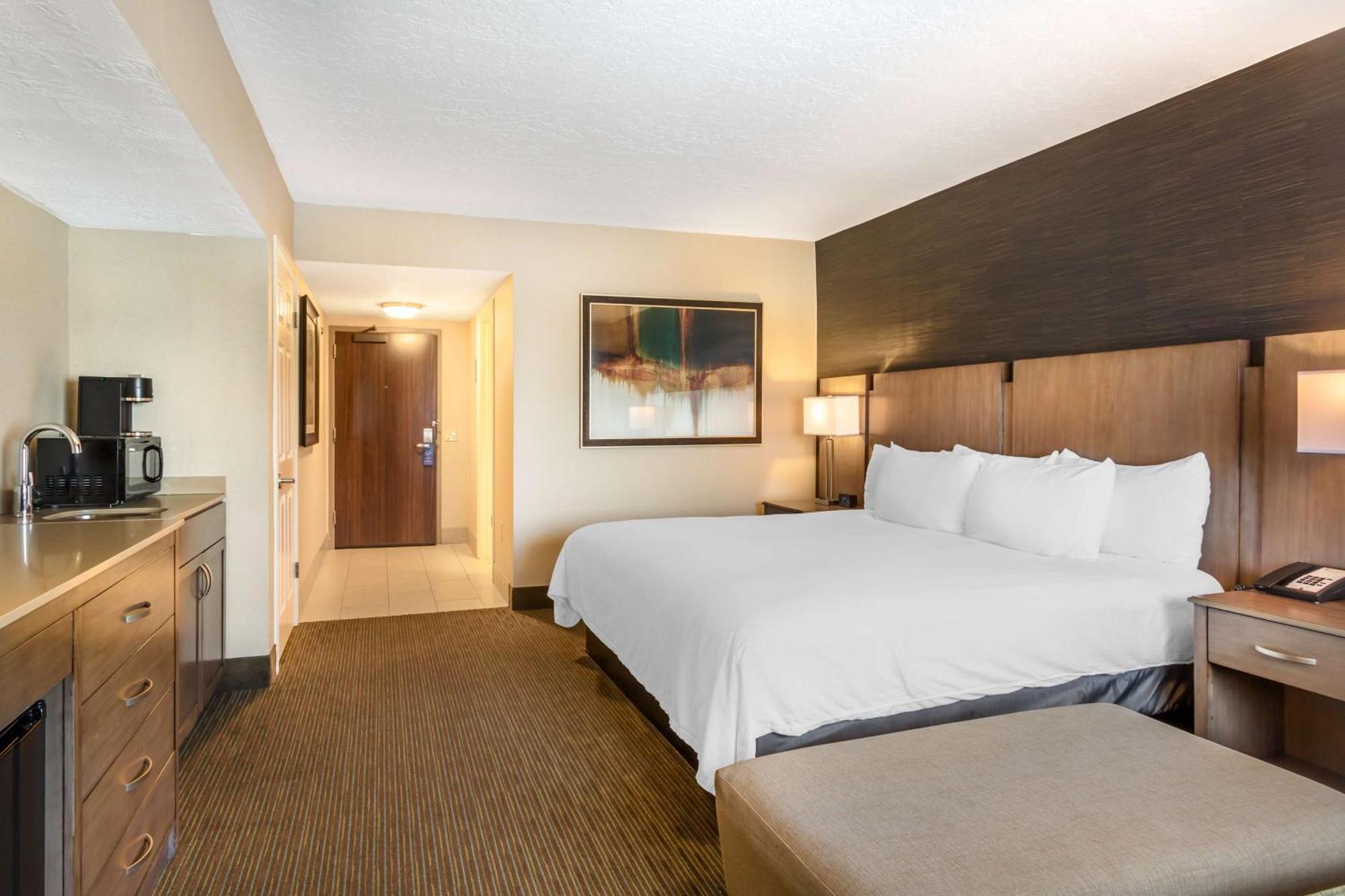 Best Western Plus Cotton Tree Inn Sandy Exterior photo