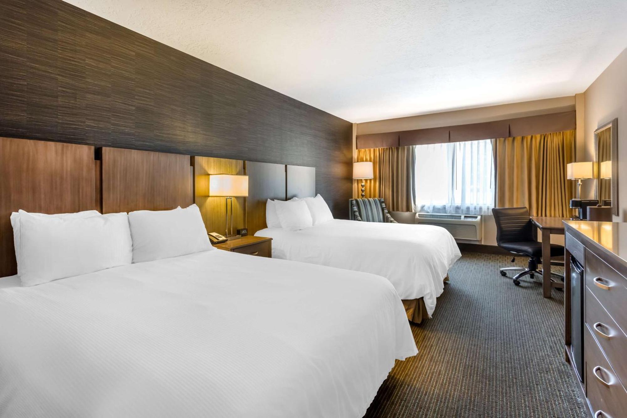 Best Western Plus Cotton Tree Inn Sandy Exterior photo